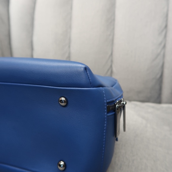 CHANEL Navy Satchel with Gold Accents - Picture 5 of 14